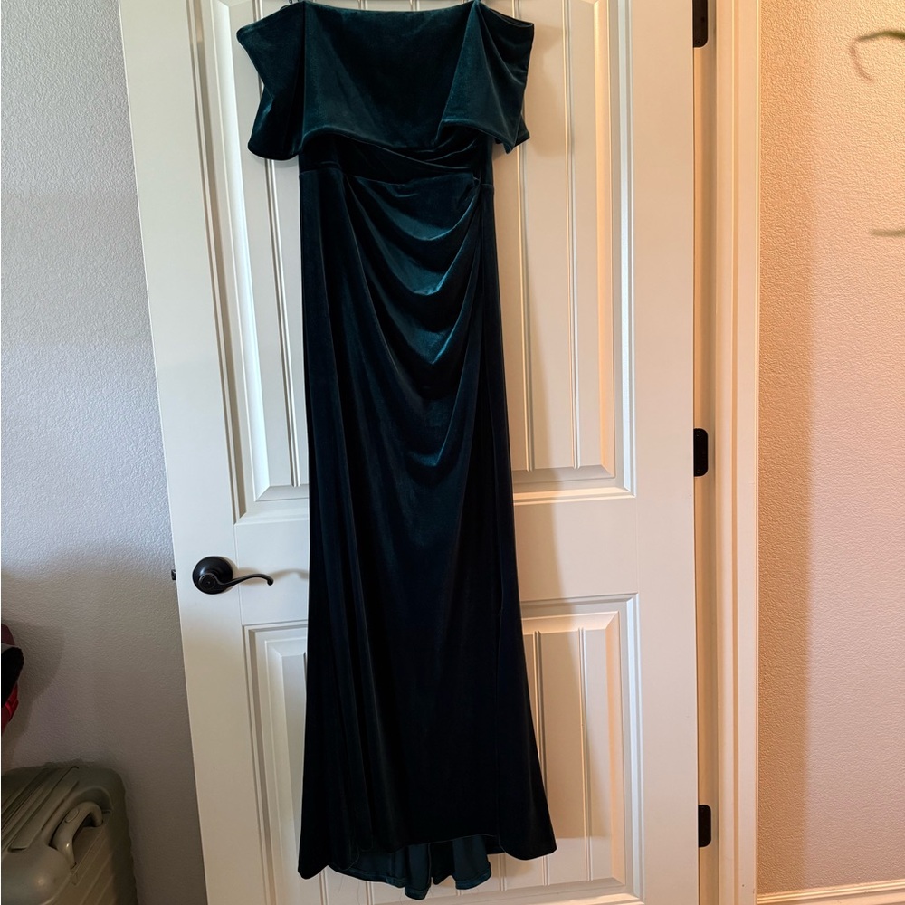 Vince Camuto Strapless Off-The-Shoulder Dark Green Velvet Dress